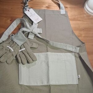 Hearth & Hand Kids Arpon And Glove Set